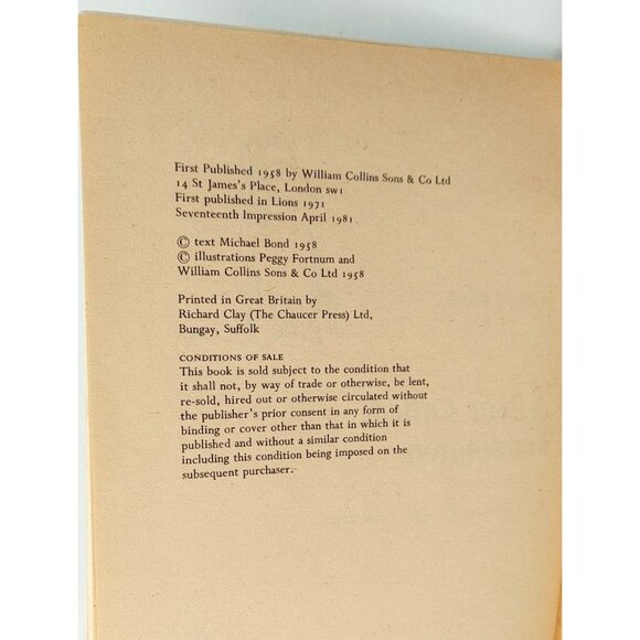 Lot of 2 Paddington Bear Books A Bear Called Paddington & Abroad Paperback 1981 - Picture 5 of 5